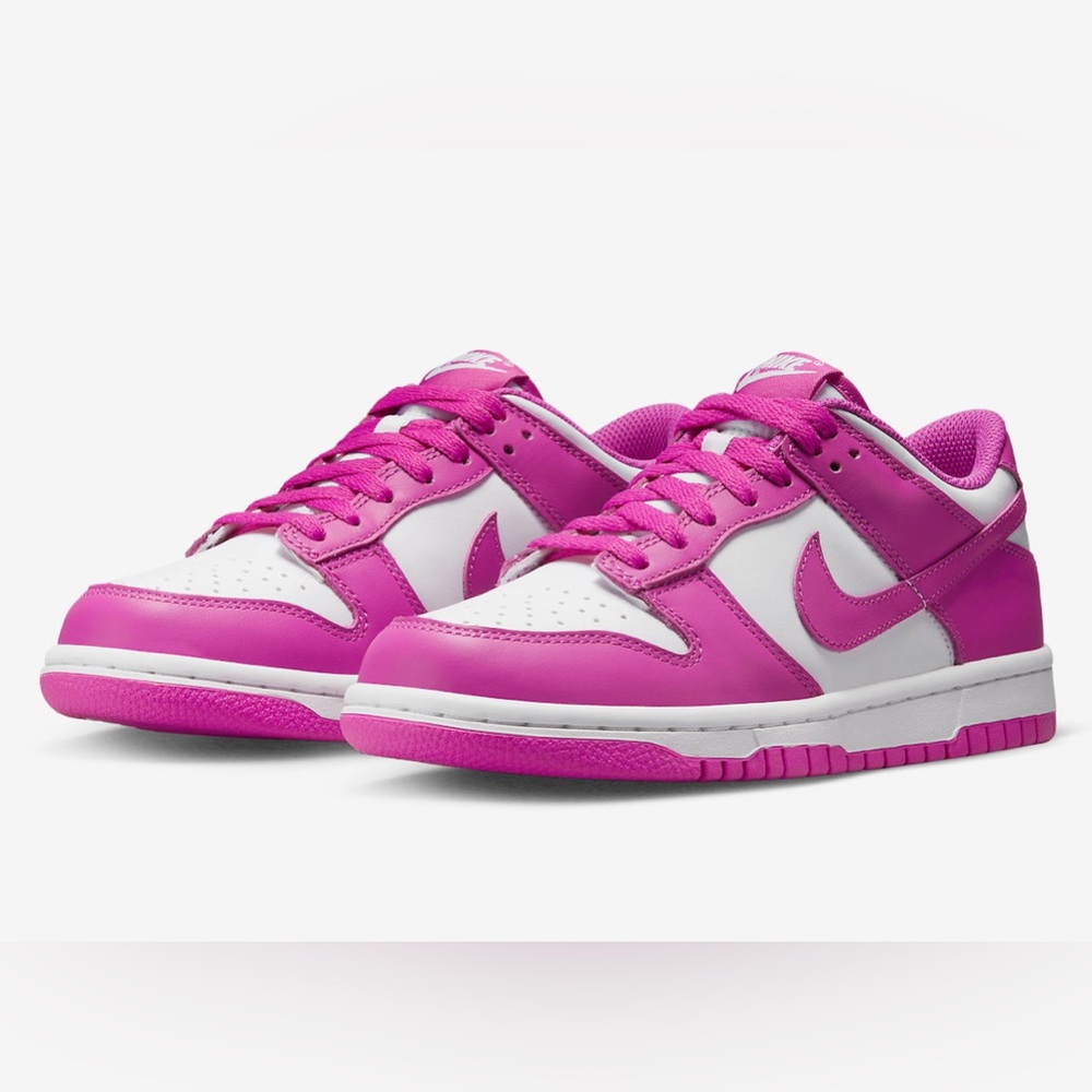 Nike fuchsia pink low dunks. Size 6.5.
